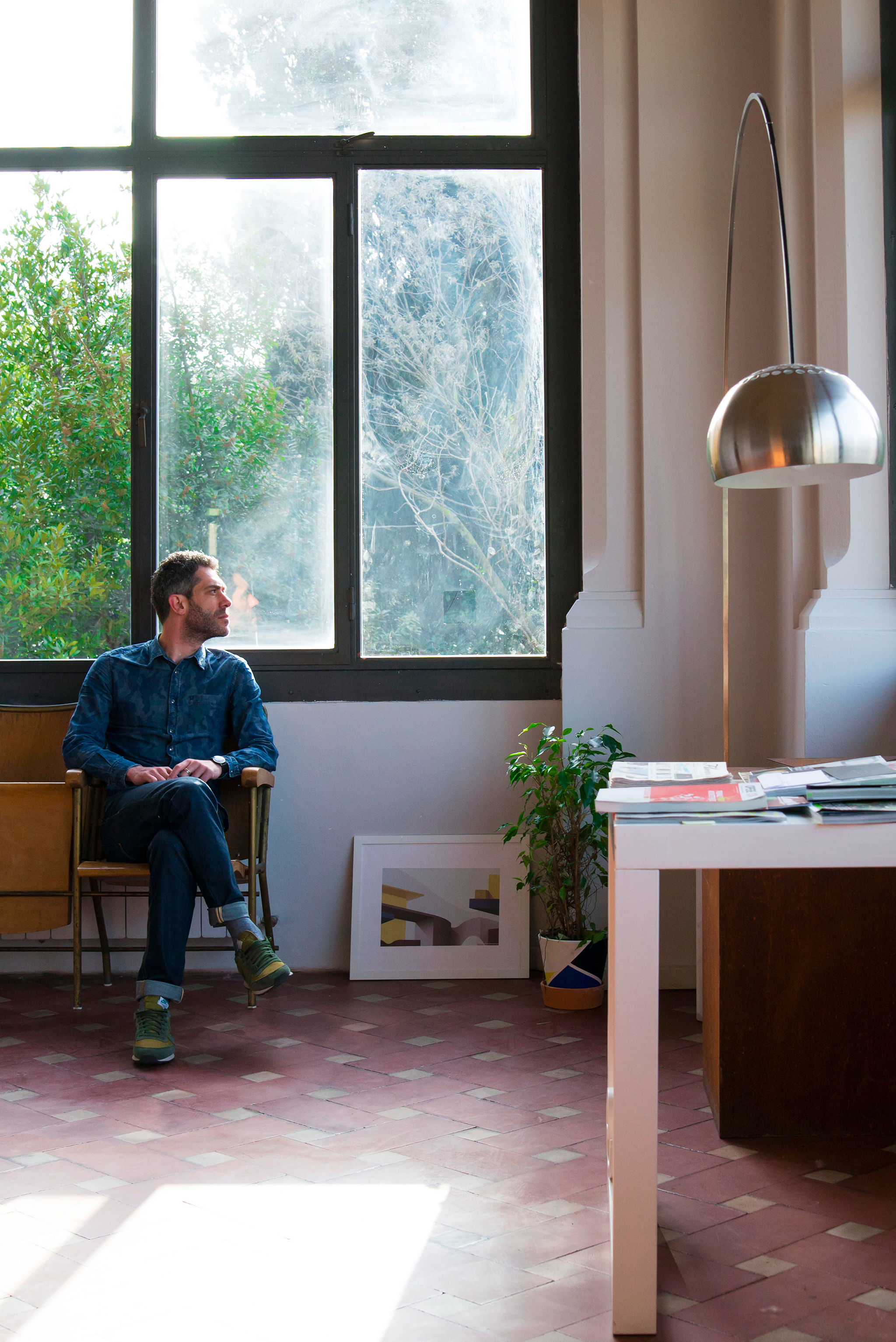 MYKITA JOURNAL gets insight into the life and work of award-winning illustrator Ray Oranges