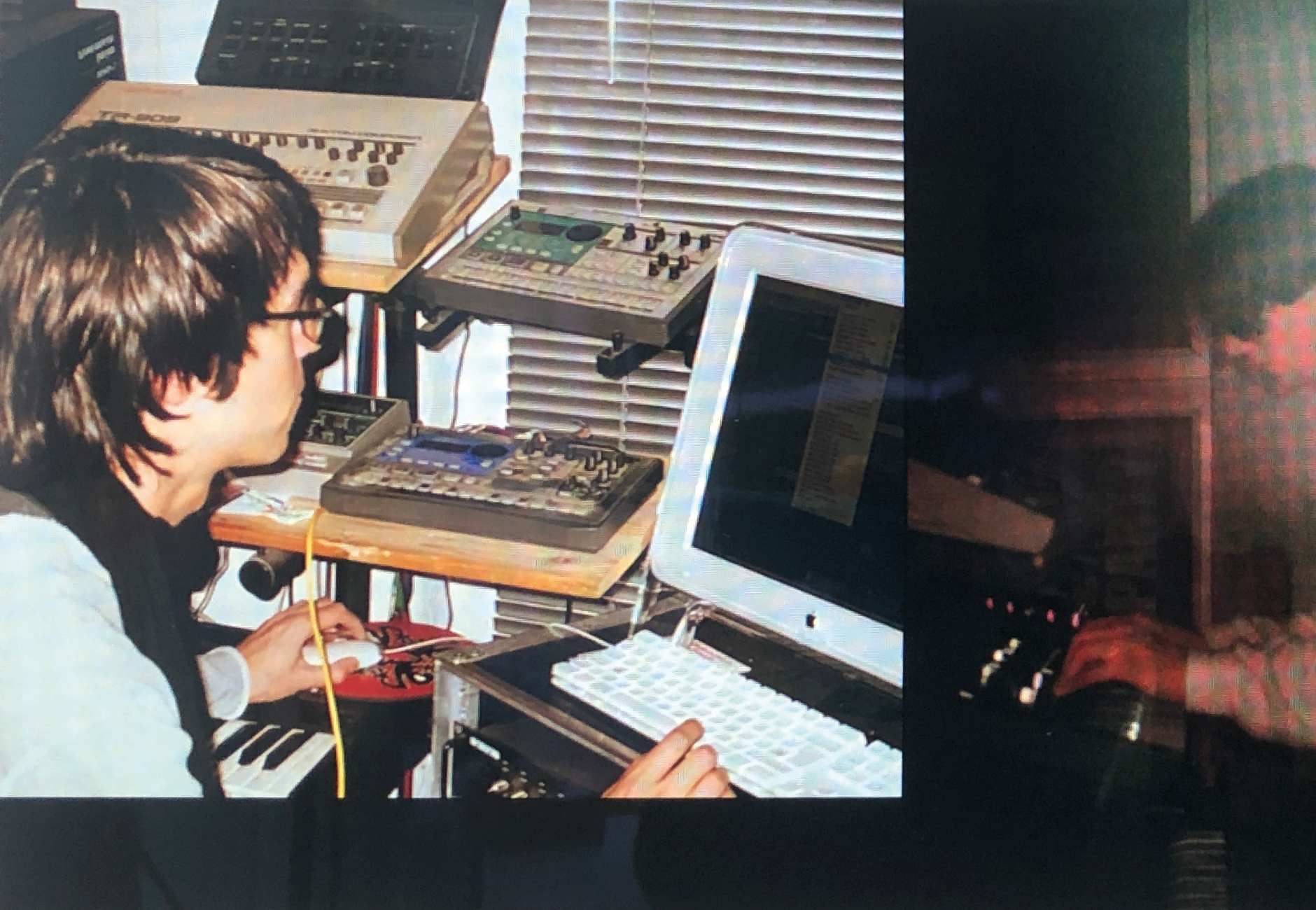 MYKITA Journal Romanfluegel Image1