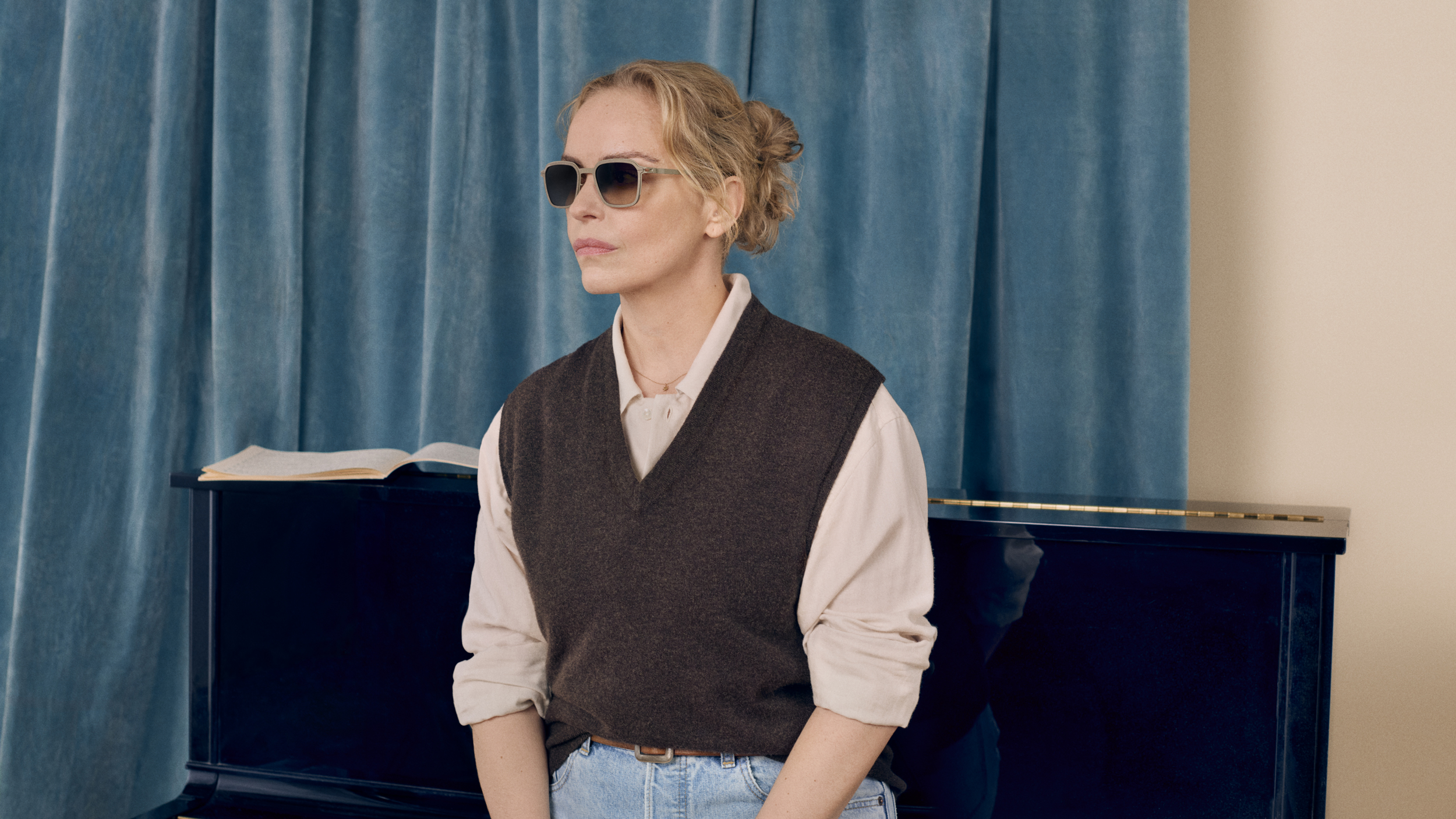 Vs Rimowa MYKITA Srgb