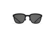 Frame: Black
Lens: Darkgrey Solid