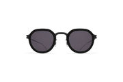 Frame: A105 Black/Chilled Raw Black
Glas: Cool Grey Solid (CAT3)