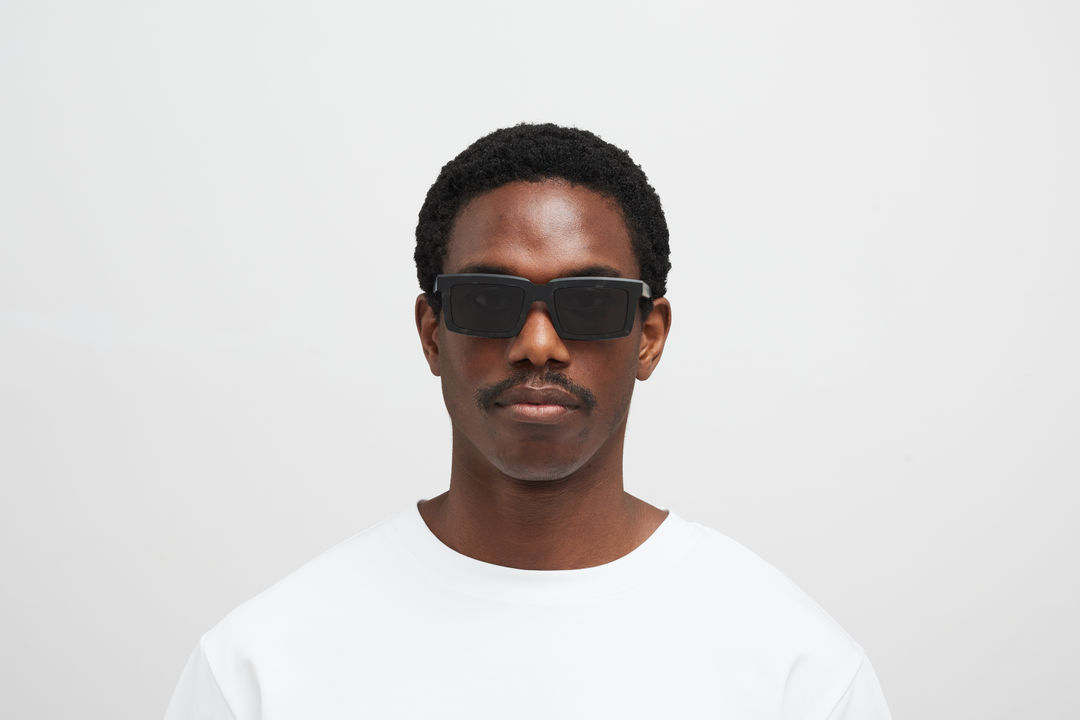 サングラス Mykita Mykita - DAKAR - 804 c181 chilled raw clea MYKITA Dakar Sunglasses - C181 CHILLED RAW CLEAR ASH SHI