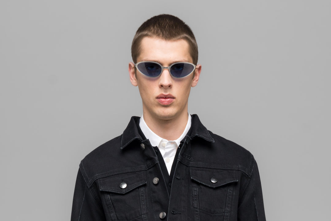 サングラス Mykita Mykita - CO BEAR - 470 matte silver 10090219-p-70.jpg