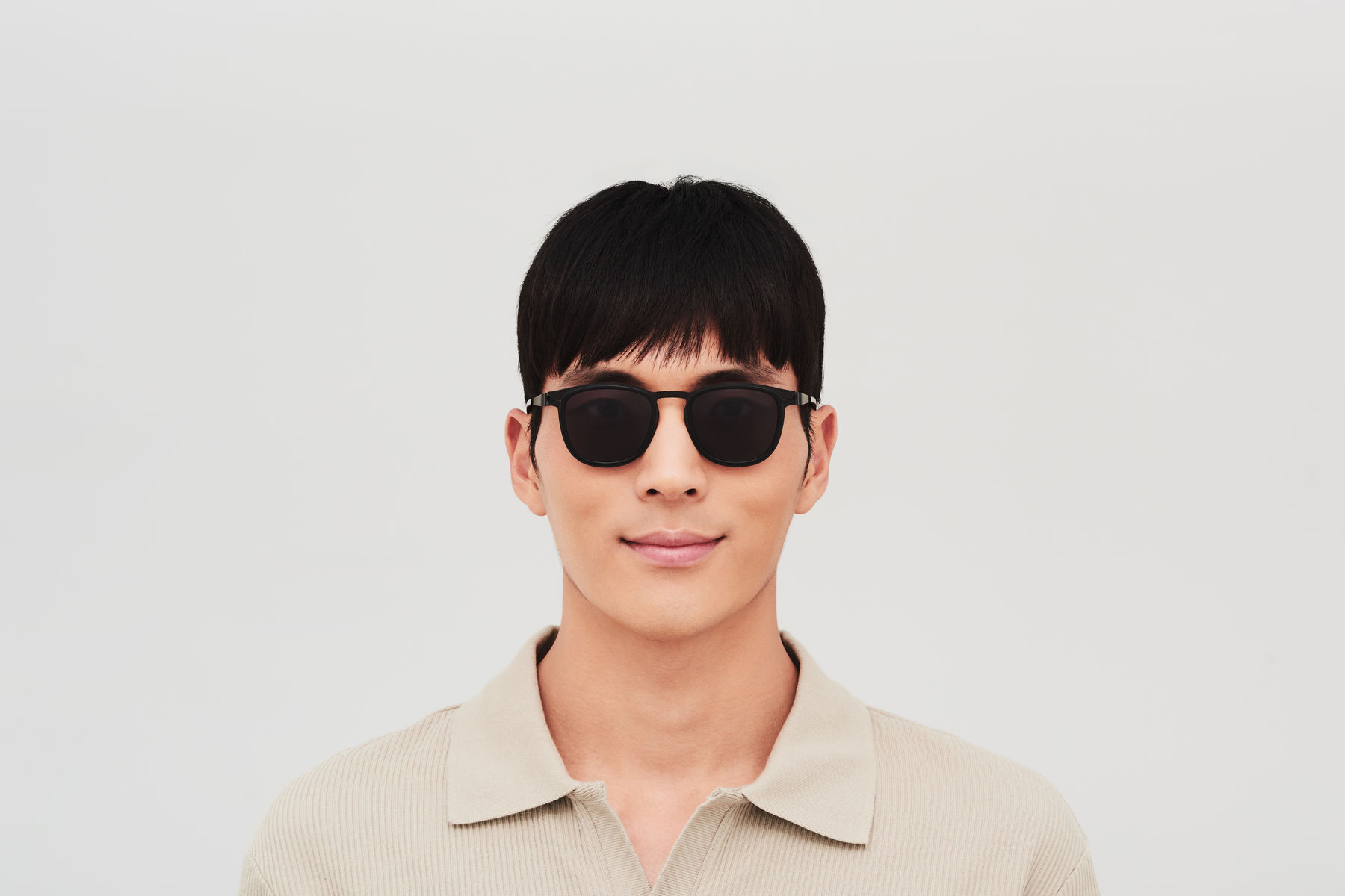 MYKITA - MYKITA ACETATE SUN / CANTARA / Frame: A6 Black/Black Lens