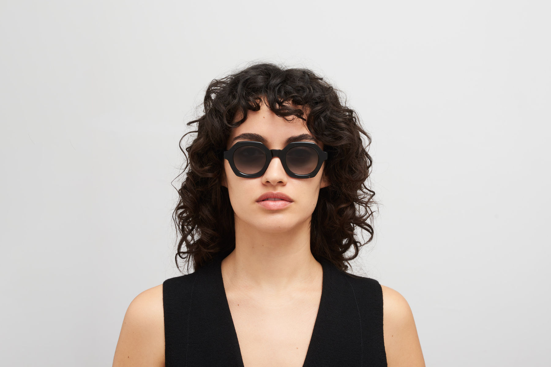 サングラス Mykita SS25 Unisex SUNGLASSES (SOY 243 BLACK) Mykita SS25 Unisex SUNGLASSES (SOY 243 BLACK) (Mykita