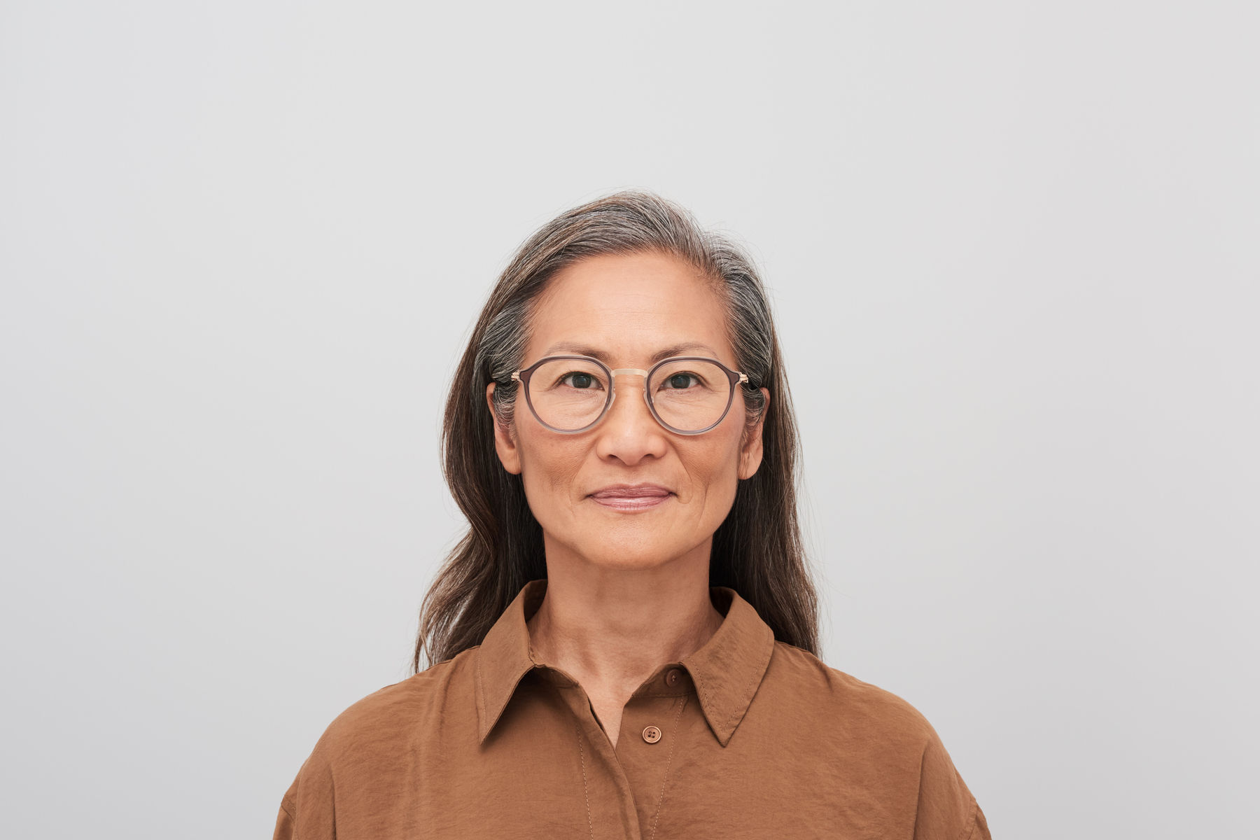 MYKITA - LITE / HALVAR / Frame: A83 Champagne Gold/Clear Ash