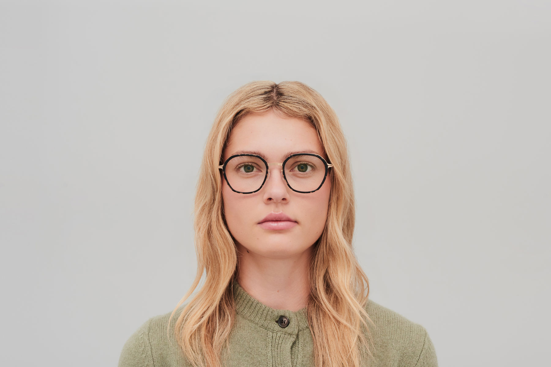 MYKITA - LITE / SUVI / Frame: A38 Champagne Gold/Antigua